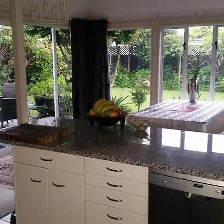 Berni'S Boutique Bnb Christchurch Dış mekan fotoğraf