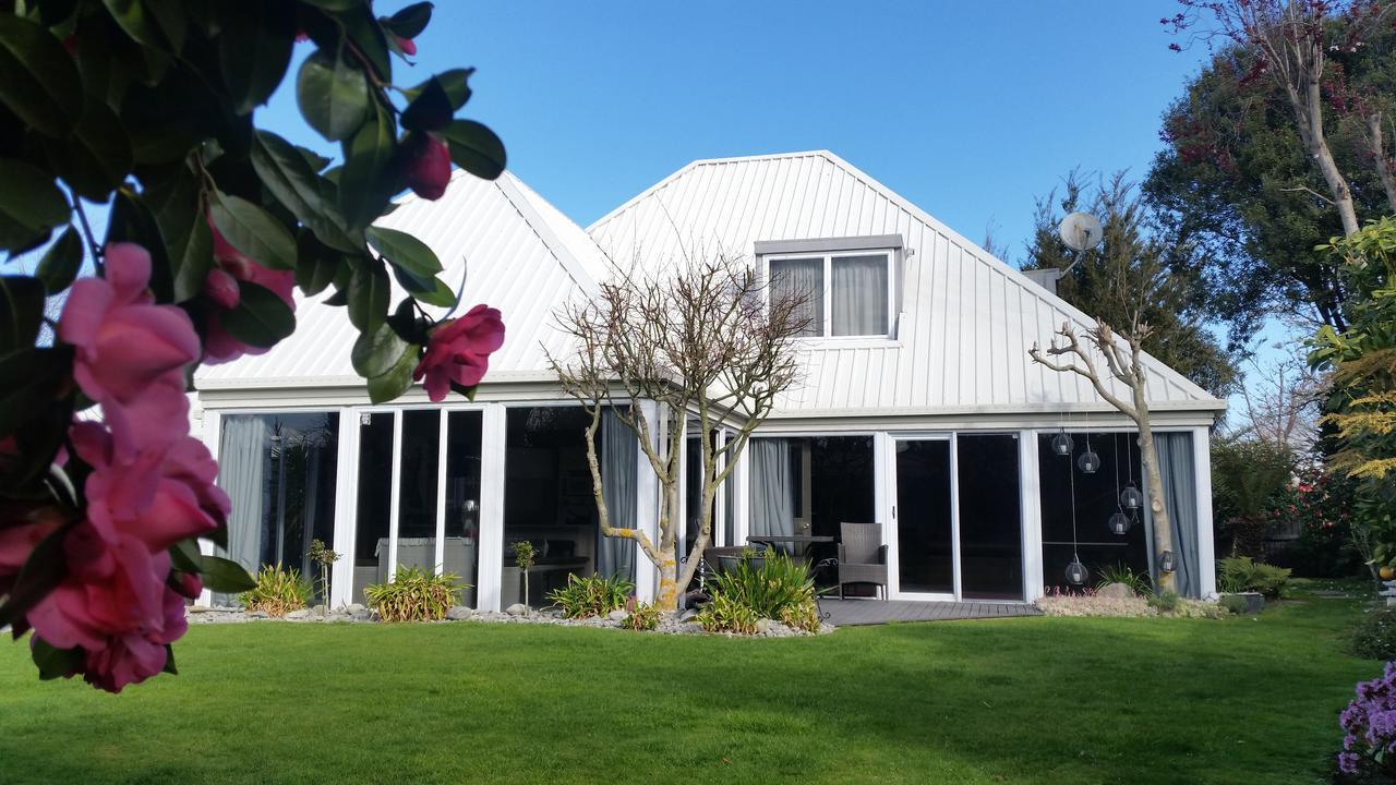 Berni'S Boutique Bnb Christchurch Dış mekan fotoğraf