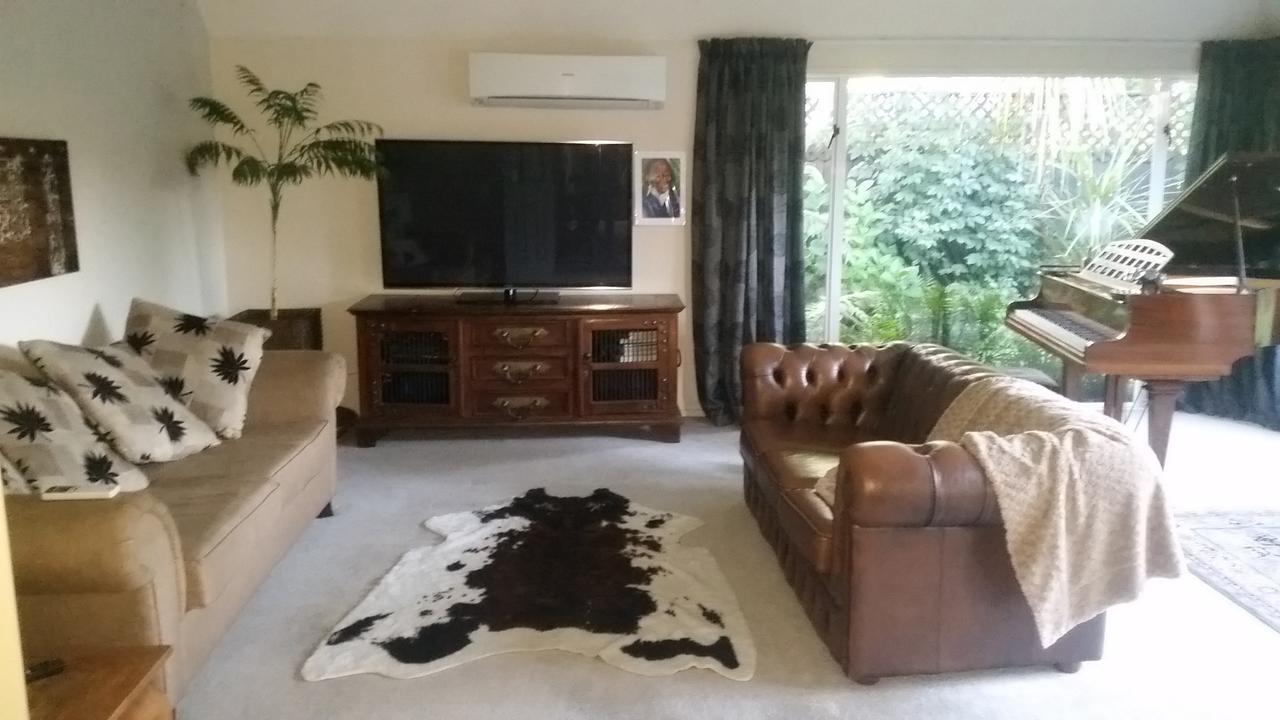 Berni'S Boutique Bnb Christchurch Dış mekan fotoğraf